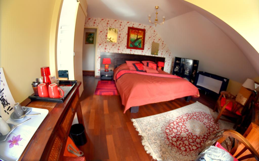 Castel